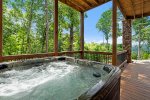 Mountain Echoes - Hot tub with view